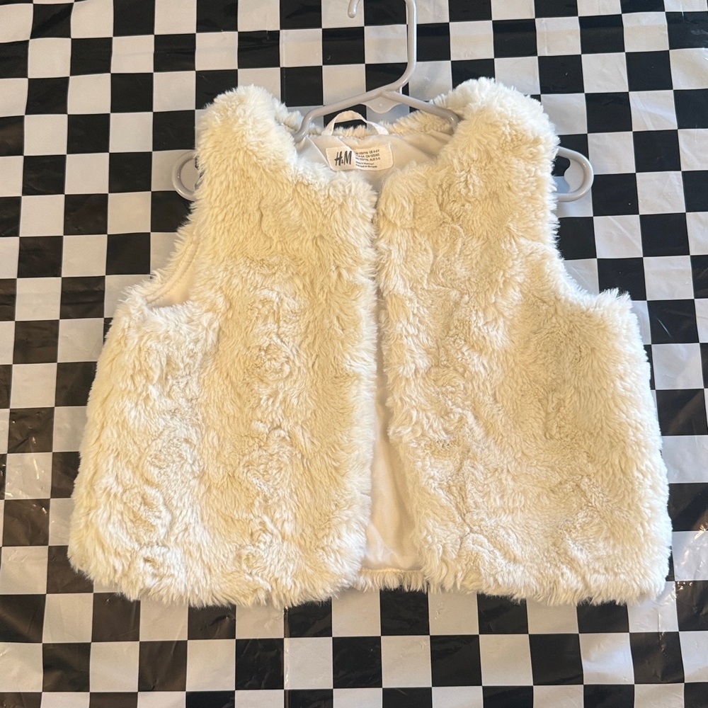 H&M Off-White Faux Fur Vest